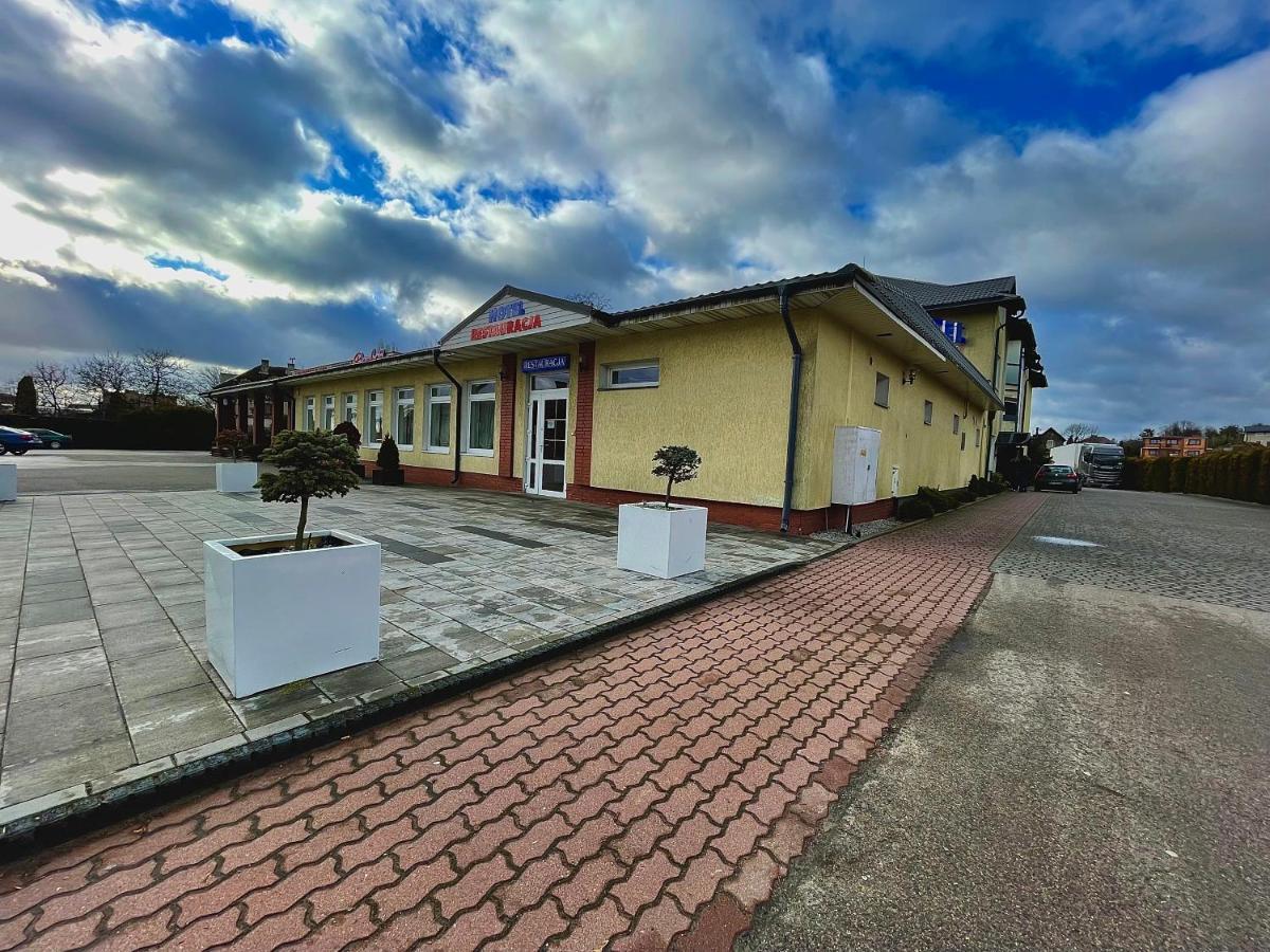 Hotel Dowhan Nowe Exterior foto